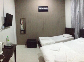 Anggun Beach Guest House Dungun