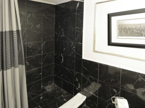 Art Deco Ocean Walk Apartments