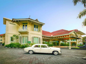 The Phoenix Hotel Yogyakarta - Handwritten Collection