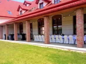 Hotel Trzy Rze