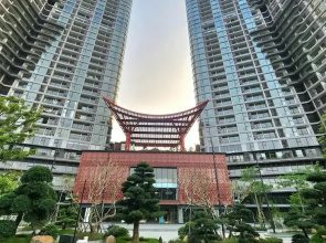Landmark Ecopark by Emily in Town