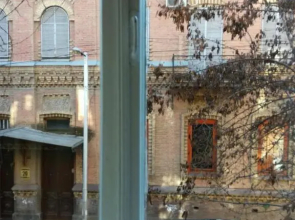 200 metres from Rustaveli avenue