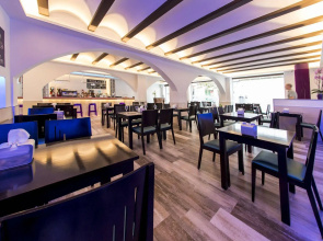 Hostal Tarba