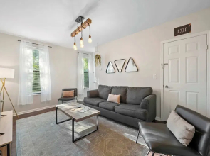 The Luxe Pearl Residences 870.5