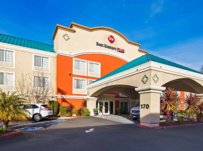 Best Western Plus Airport Inn and Suites