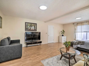 Peaceful Oakland Oasis w/ Private Yard!