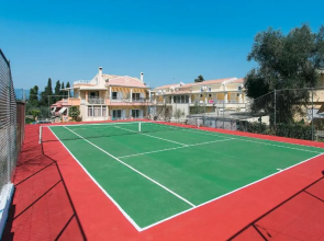 Tranquil Apartments by Corfuescapes