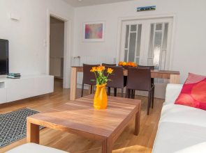 Pearl of the North Apartments