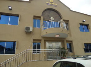 De-Golden Quest Hotel