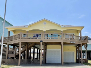 Dog House 3 Bedroom Home by Redawning