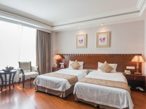 Отель Sanya Baohong