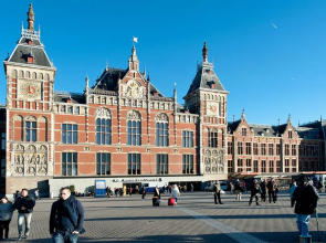 Dam Deluxe Apartments