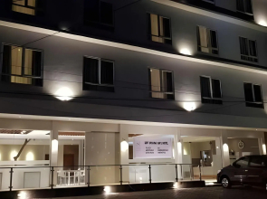 Hart Hotel Premium Rapatmaja