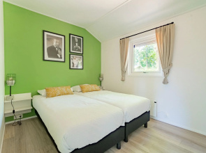 Modern Chalet With Dishwasher, Near Utrecht