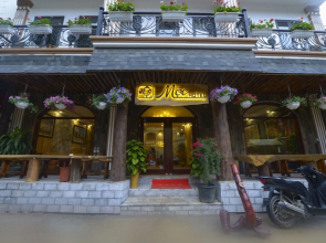 Moc Sapa Hotel