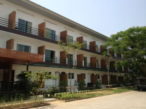 Baansakulpetch Hotel