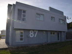 87 Marine Drive
