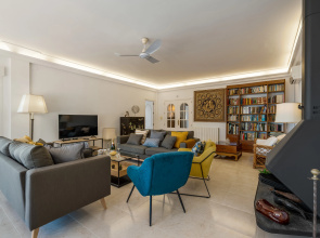 CERRO GORDO luxury 4 bedroom" vila" with spectacular views of the coast and mountain and 18m long swiming pool