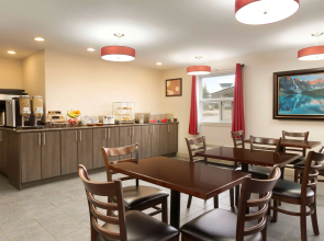 Travelodge by Wyndham Kindersley