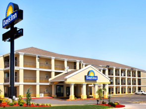 Days Inn by Wyndham Oklahoma City/Moore