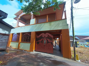 Hotel O Azeela Kost Syariah