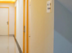 Gold Line Guest House by OYO Rooms