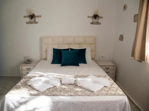 Alacati Sardunya Hotel