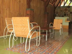 Komoreya Guesthouse