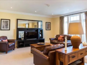 Cameron Club Two Bedroom Golf View Mansion House Apartment L113