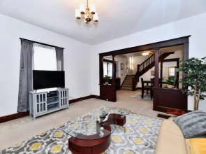 ✰ 5 minutes from downtown Indy ✰