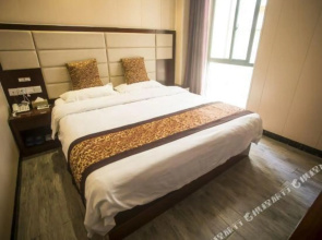 Super 8 Hotel (Pedestrian Street Traditional Chinese Medicine Hospital Branch)