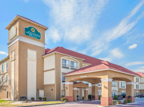 La Quinta Inn & Suites By Wyndham Oklahoma City -yukon