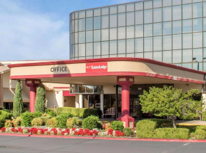 Econo Lodge Broken Arrow - Tulsa