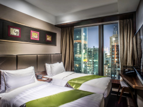 Soravit on Granville