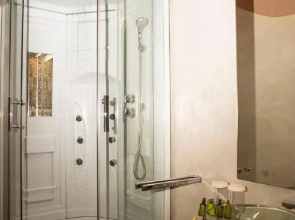 Limeni Inn - Boutique Hotel
