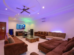 Pool Villa for Families and Party