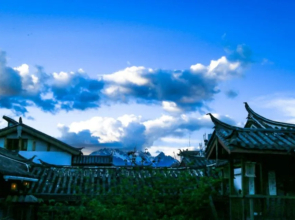 Lijiang Inn Chain Cloud Shore.Liu Chen