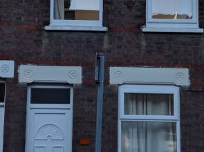 People Boxes Apartments - 38 Ridgway