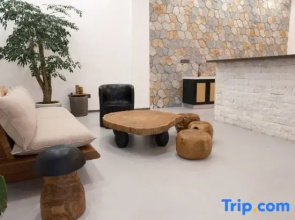 Yizhujju · Namu Homestay (Guanling High-Speed Railway Station)