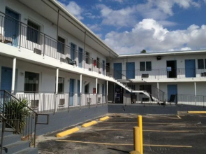 Miami Springs Inn
