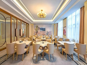Vienna Hotel Shanghai Songjiang Film & TV Park