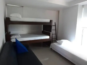 2p4-rm 2-bedroom Apartment Facing the sea With air Conditioning and Wifi