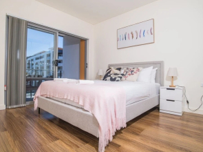 Perfect Accessible 1bed1bath Wolli Creek APT
