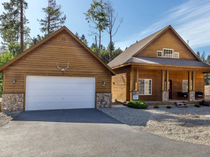 Wintergreen Chalet