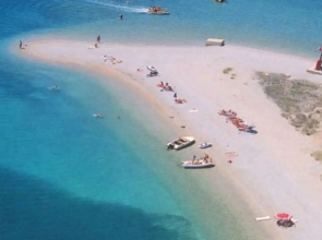 Seaview Apt Near Paklenica 4 Close To Sea