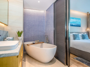 Prince Hotel Da Nang (Formerly Sel de Mer Hotel & Suites)