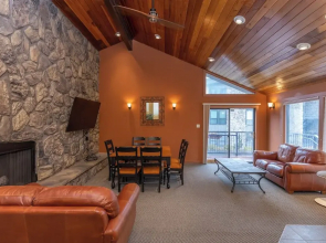 Lake Cliffe #108, Building F