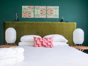 Stylish North Austin Apartments by WanderJaunt