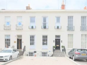 Luxury Apartments - Rodney Road