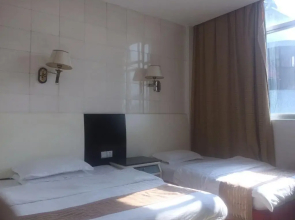 Hua Xing Hotel